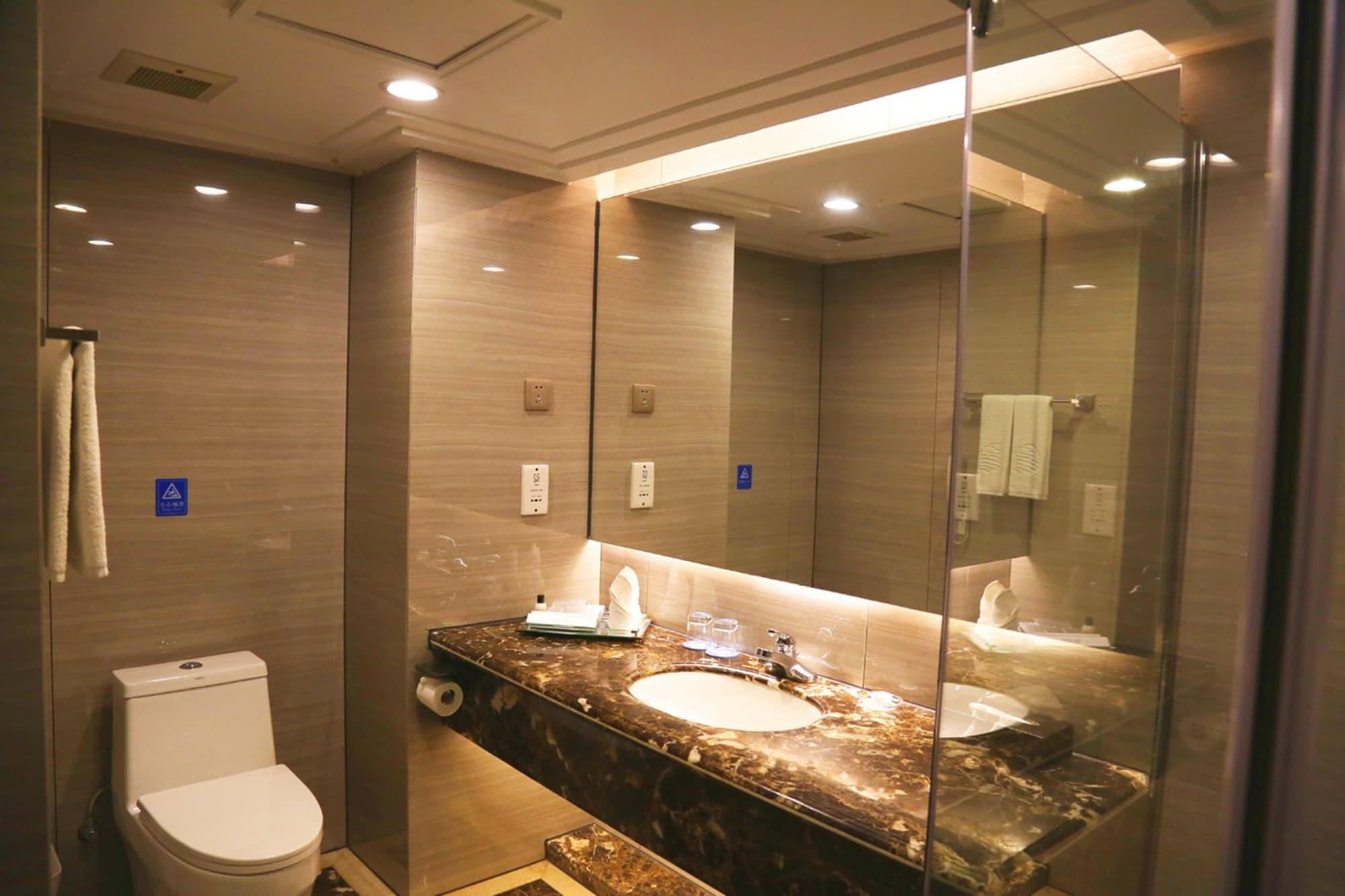 Harbour View Hotel & Resort Zhuhai Exterior photo