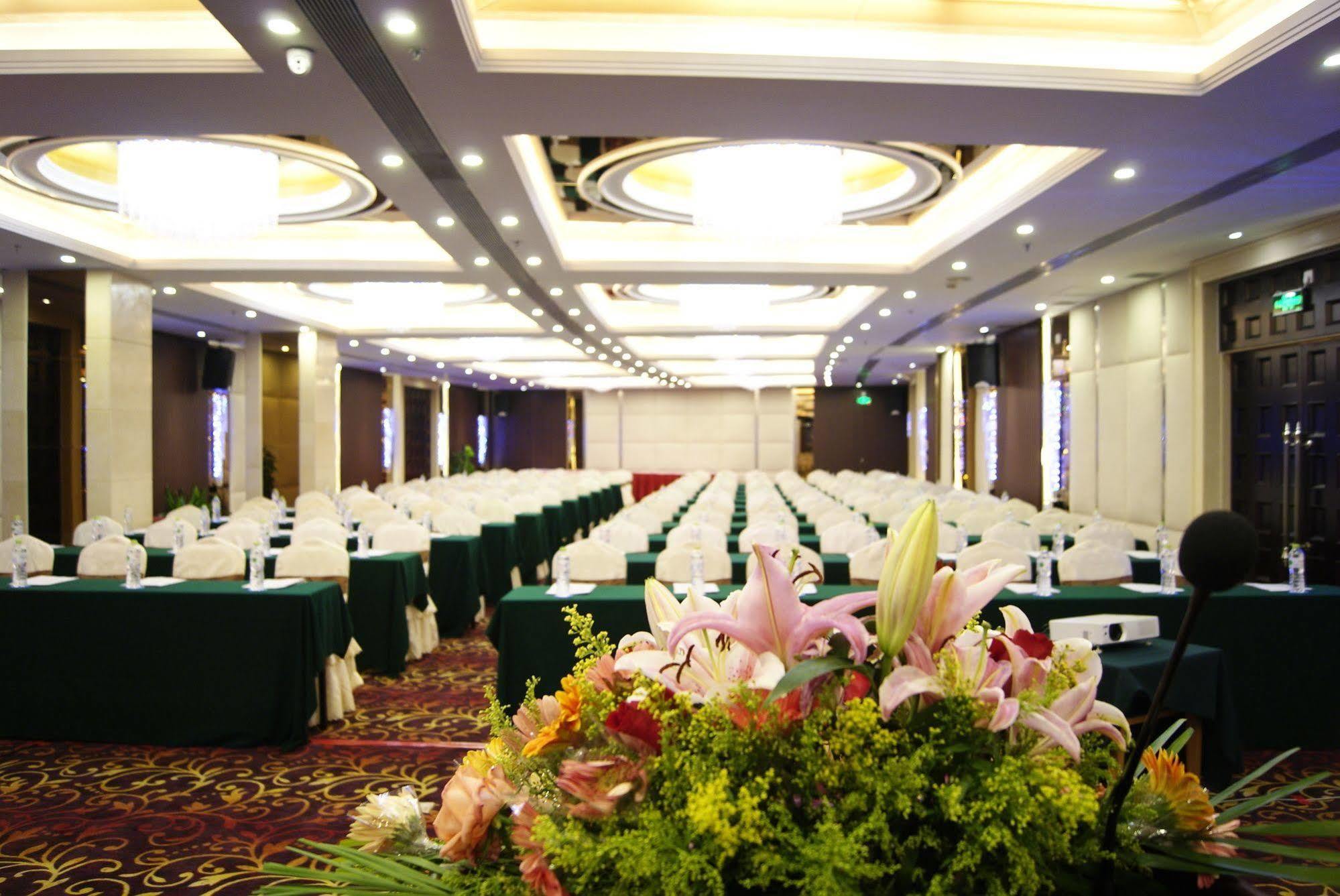 Harbour View Hotel & Resort Zhuhai Exterior photo